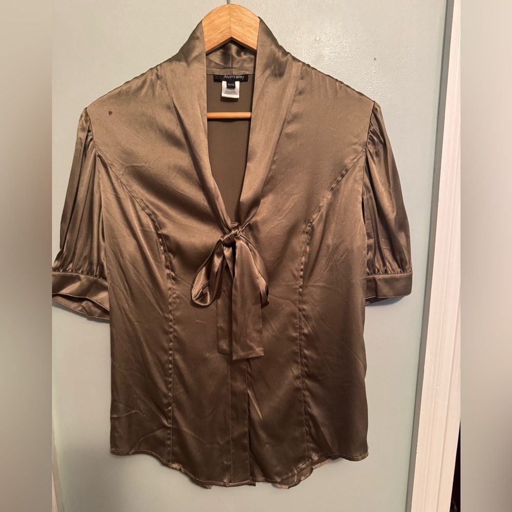 Alvin Valley 94%silk Gold Puff Sleeve Blouse with Sailor Collar Sz 10/42